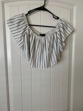 Forever 21 Striped crop top size S